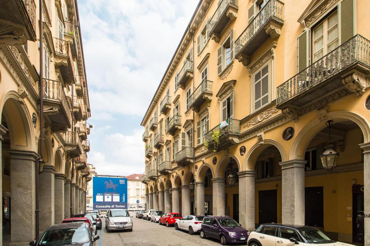 Porta Nuova Central Flat With Balcony 토리노 외부 사진