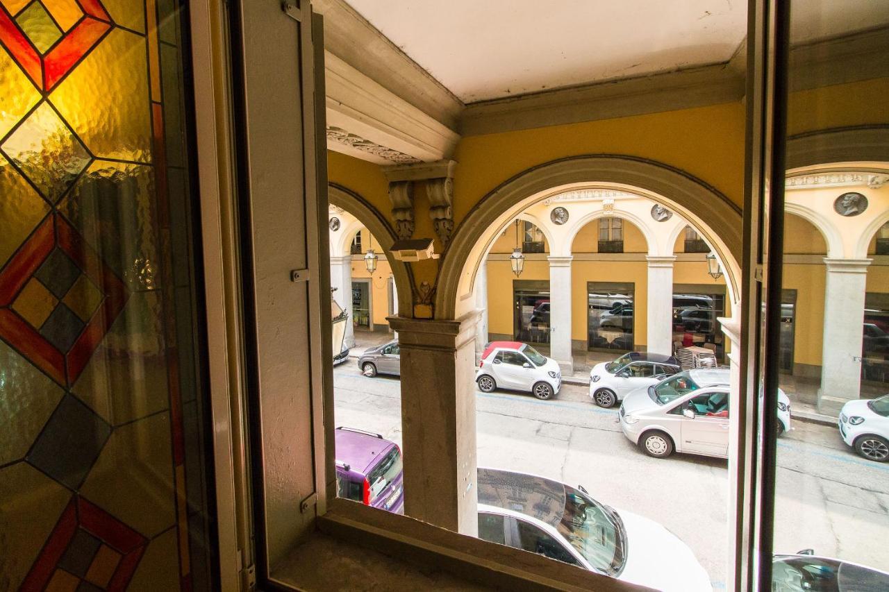 Porta Nuova Central Flat With Balcony 토리노 외부 사진
